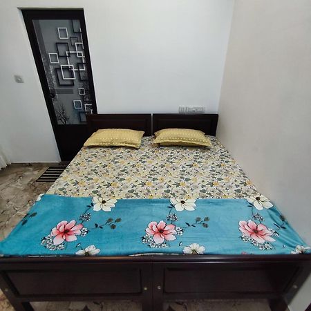 Alam Homestay Kochi ภายนอก รูปภาพ
