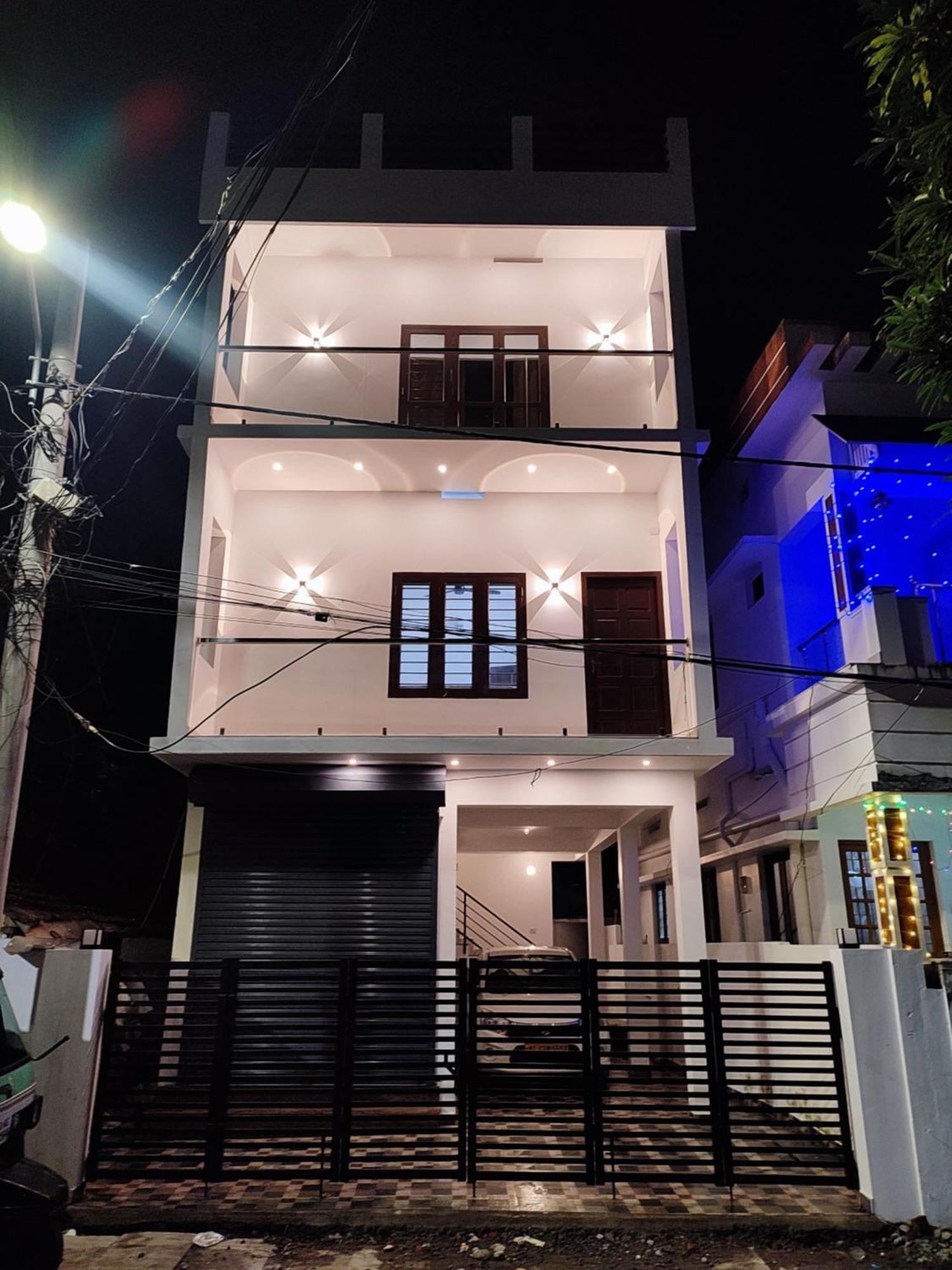 Alam Homestay Kochi ภายนอก รูปภาพ